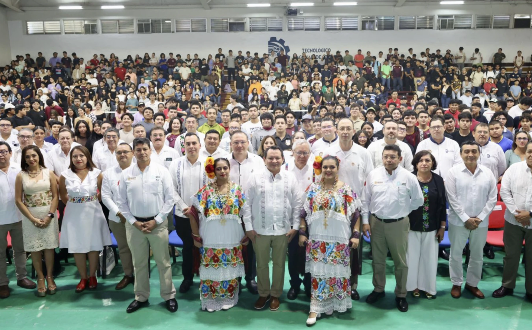 Yucatán entregará 20 mil becas a estudiantes de nivel superior